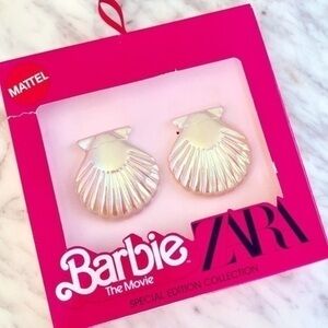 Zara x Barbie the Movie shell earrings NWT